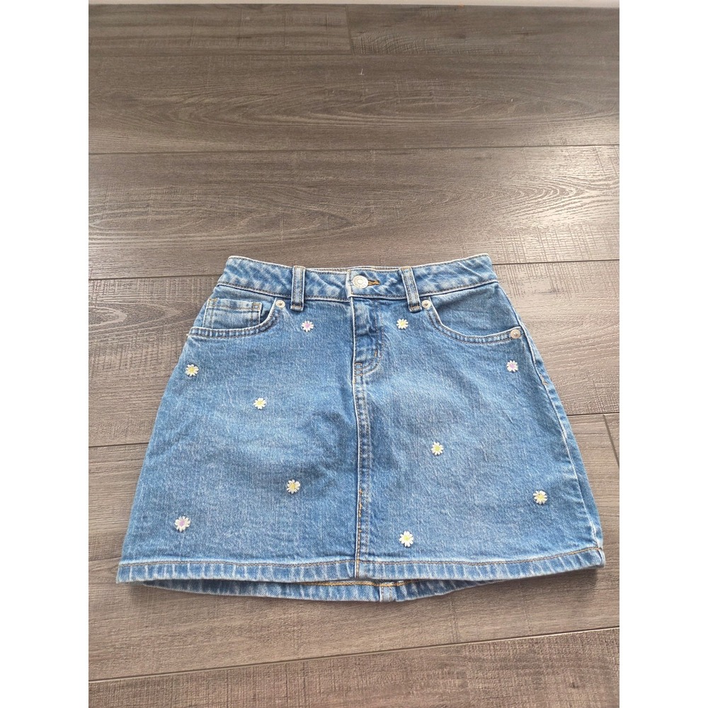 Cat and jack girls skirt size 6-7